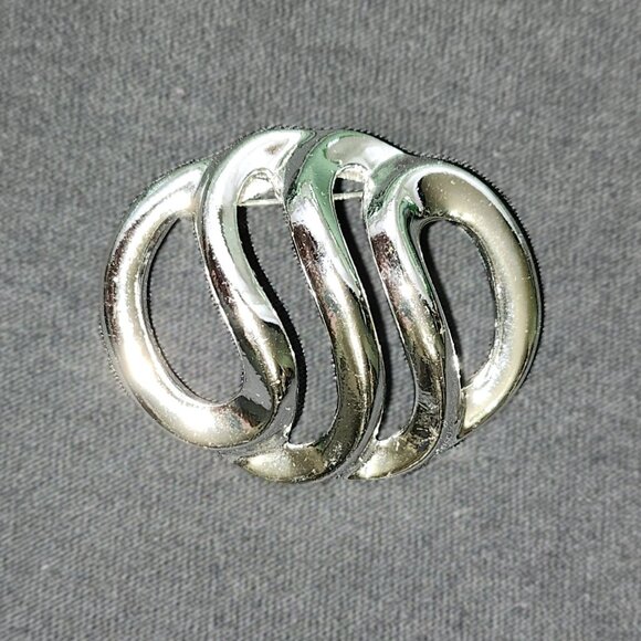 BFD Silver Toned Vintage Pin/Brooch - Picture 4 of 6